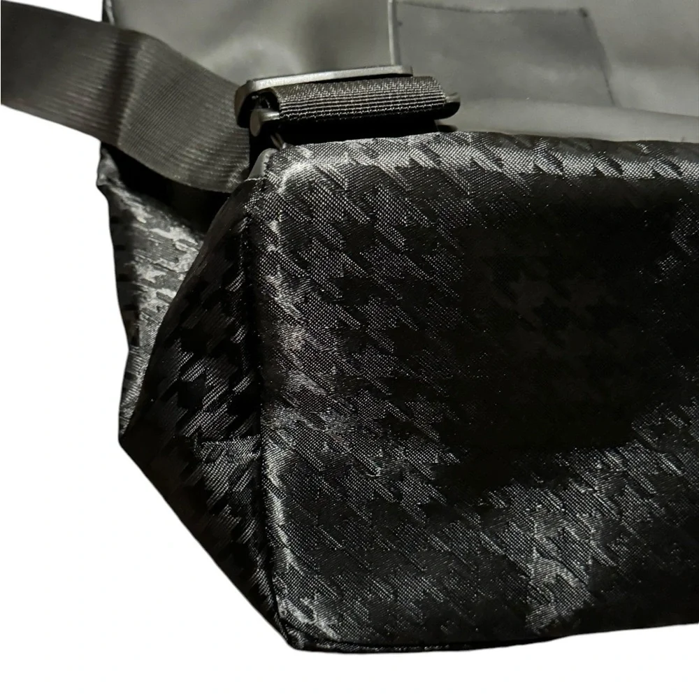 Tanger Black Houndstooth Collapsible Roomy Backpack Adjustable Straps